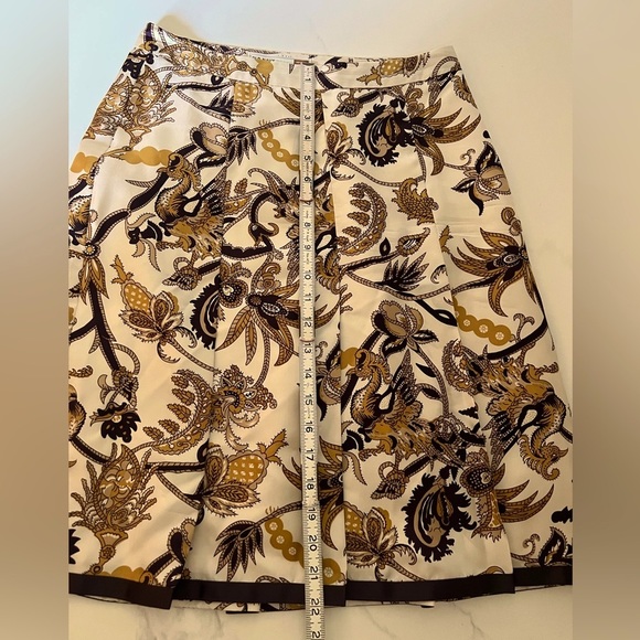 Old Navy Silk Pleated Skirt - Picture 3 of 14